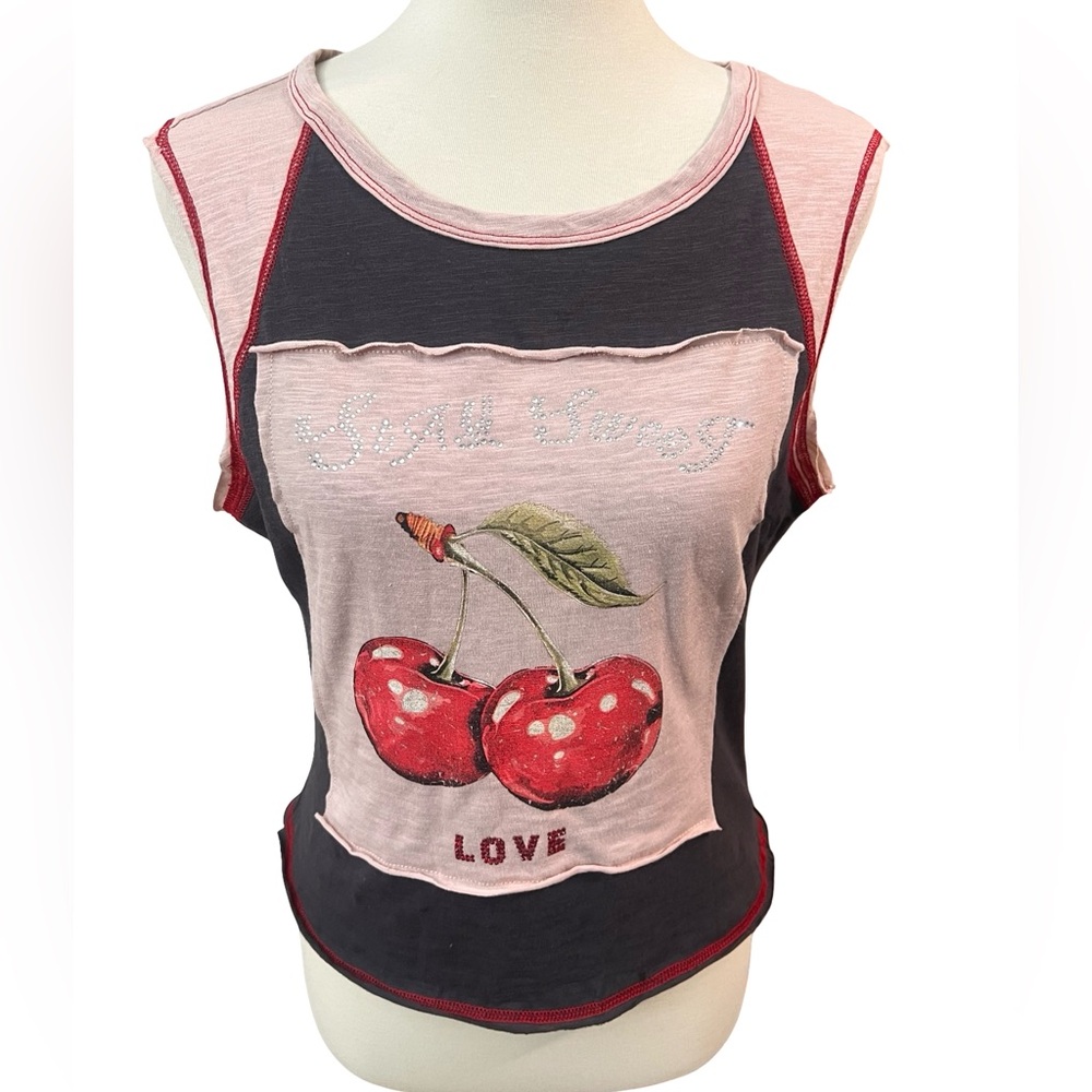 Chic Cherry Print Sleeveless Tank Muscle Tee, large, gray, pink, red NEW trendy - Picture 7 of 13